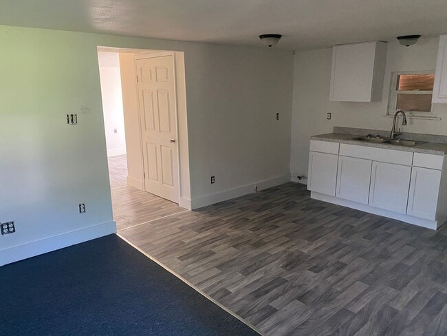 Photo - Fully Renovated 1 Bedroom Bungalow for Rent