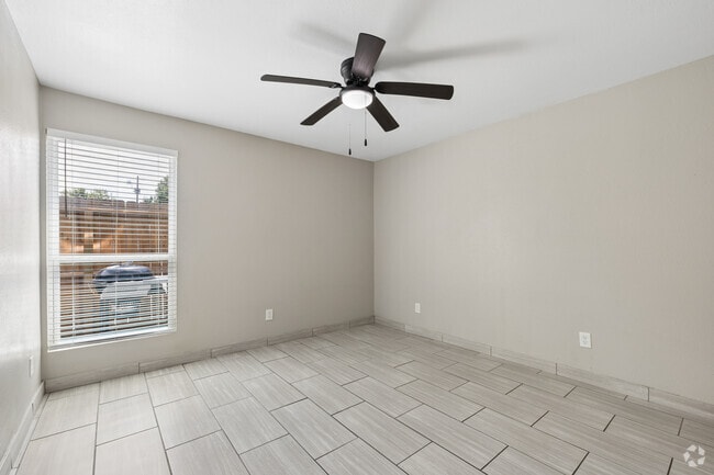 2BA, 2BA - 827SF - Second Bedroom