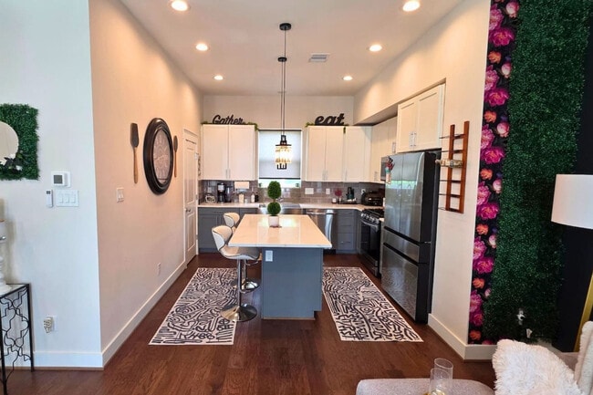 Photo - 5342 Donovan Gdns Ln Unit SI ID1521013P