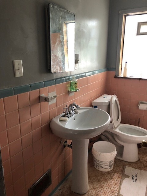 Photo - 19971 Stout St