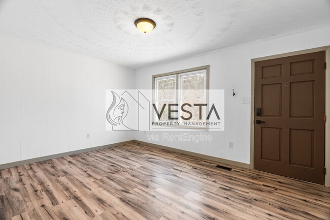 Photo - 326 New Salem Rd