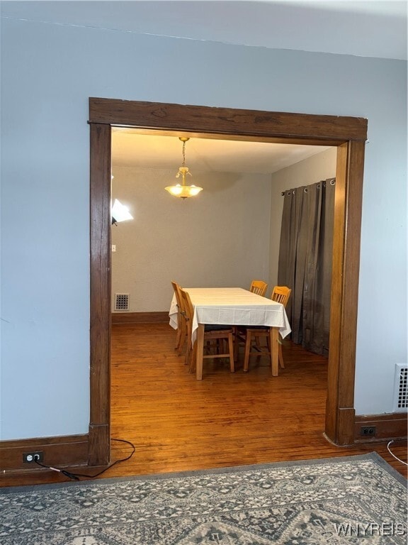 Photo - 42 Lincoln Blvd