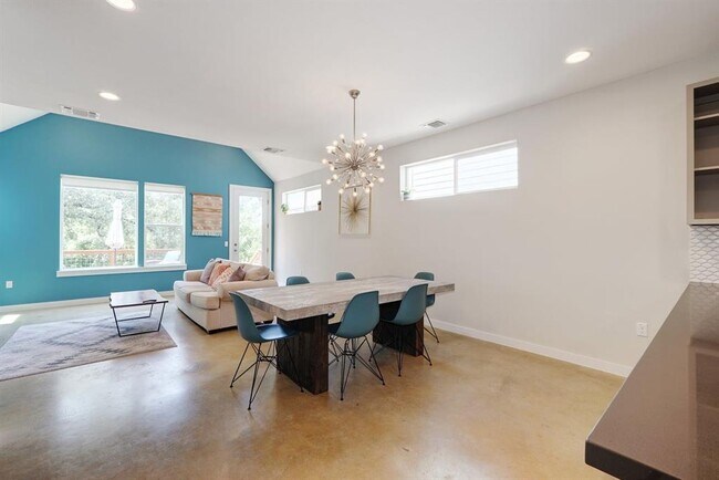 Photo - 3108 Aldwyche Dr