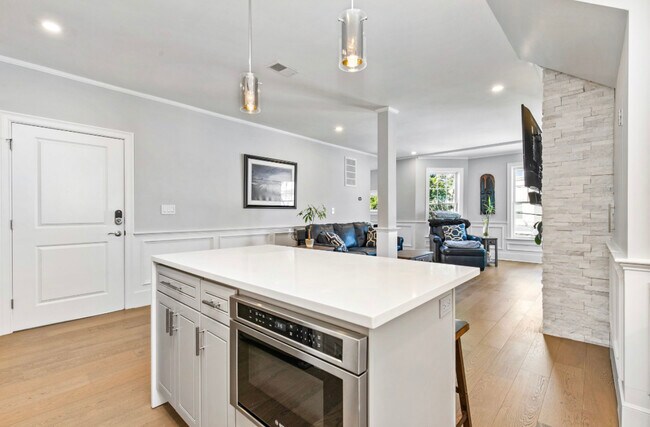 Photo - 84 Flint St Unit 2