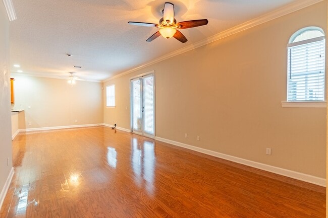 Photo - South Tampa 3 Bed / 2 Bath / 1 Car Garage ...
