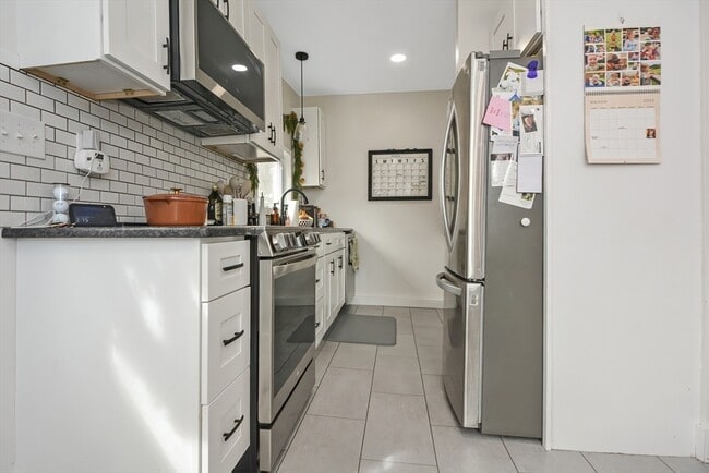 Photo - 21 Cemetery St