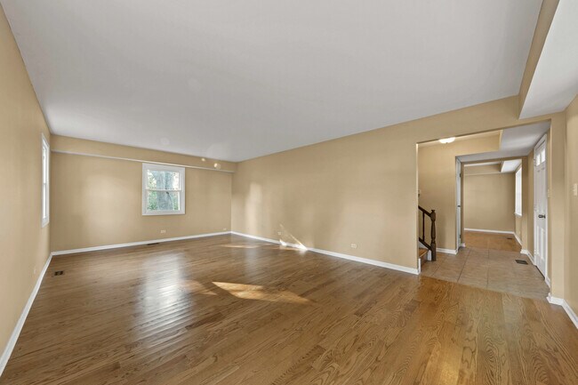 Photo - 1121 Belmar Ln