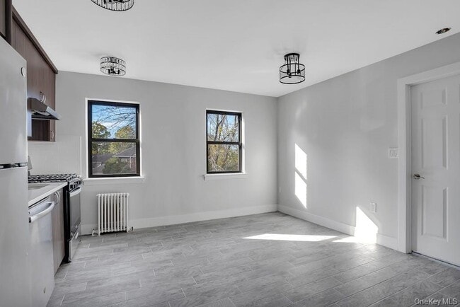 Photo - 103 Lawson St Unit D