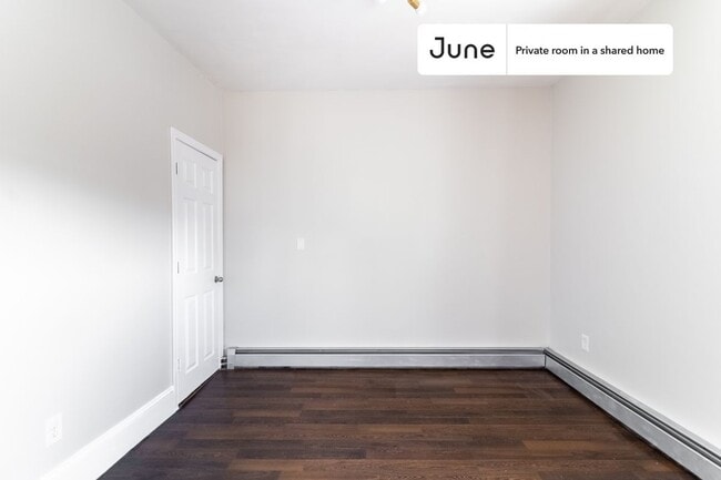 Photo - Room in Shared 4 bed/1.5 bath home Unidad D