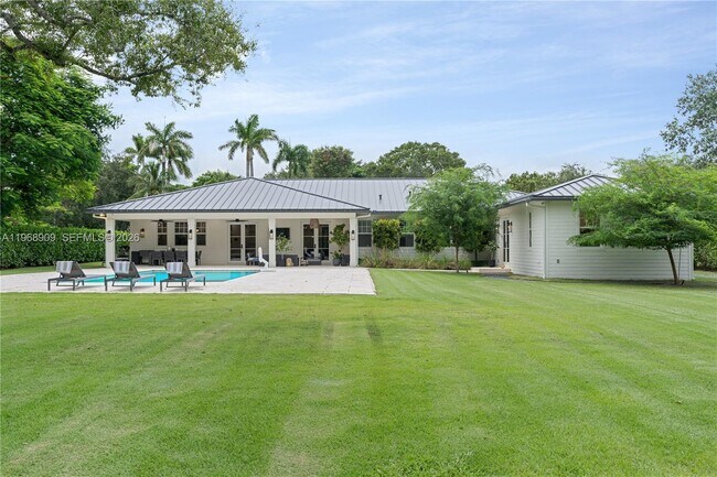 Photo - 9301 SW 93rd Ave