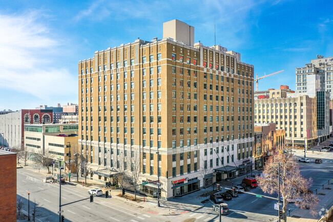 Photo - The Paxton Apartments