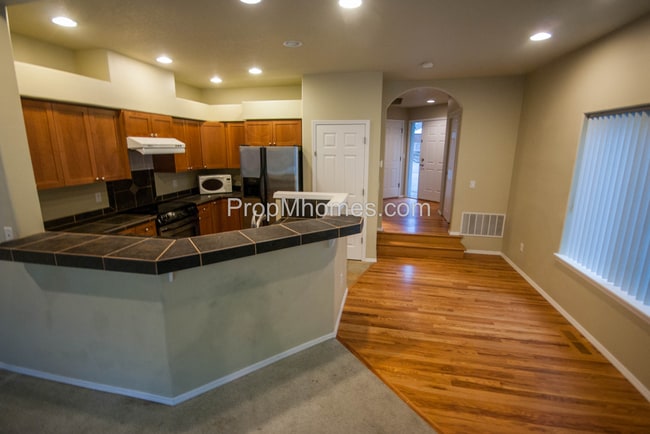 Photo - Luxury Three Bedroom, Three Bath Townhouse with Attached Garage