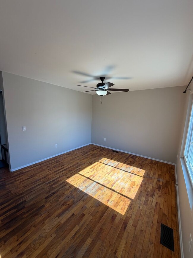 Photo - Remodeled 4BR/2BA Home in Lansing — Move in ready