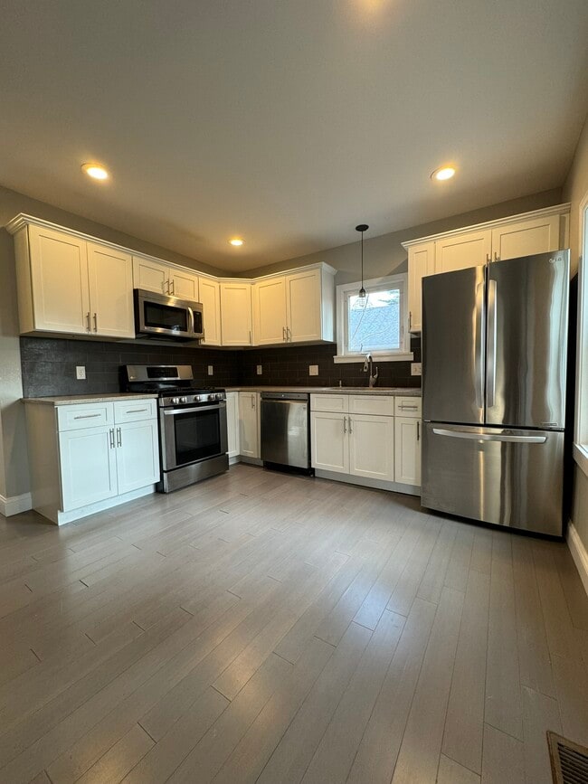 Photo - 16 Winslow Ave