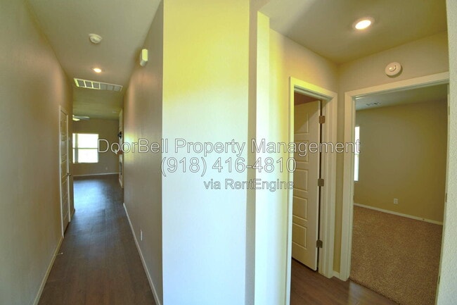 Photo - 14627 E 39th St S