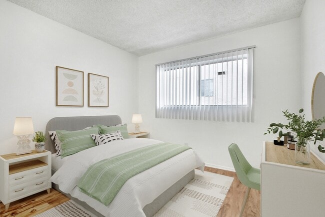 Photo - Dickens Court