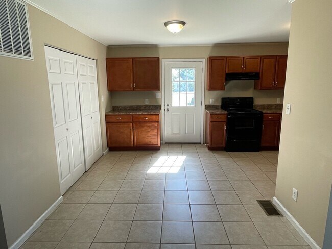Photo - 319 Anthony St Unit 319 B