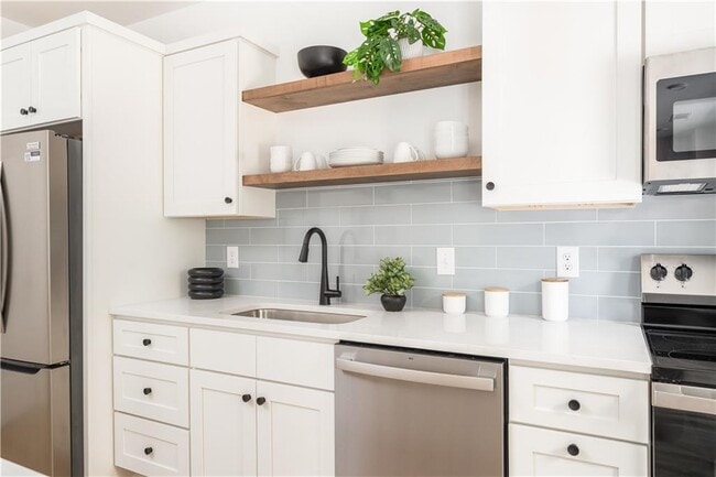 Photo - 1160 Gracewood Ave SE Unit 312