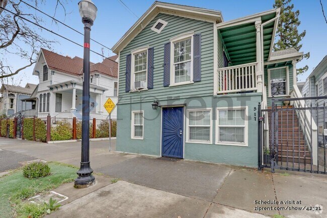 Building Photo - 517 13th St Rental