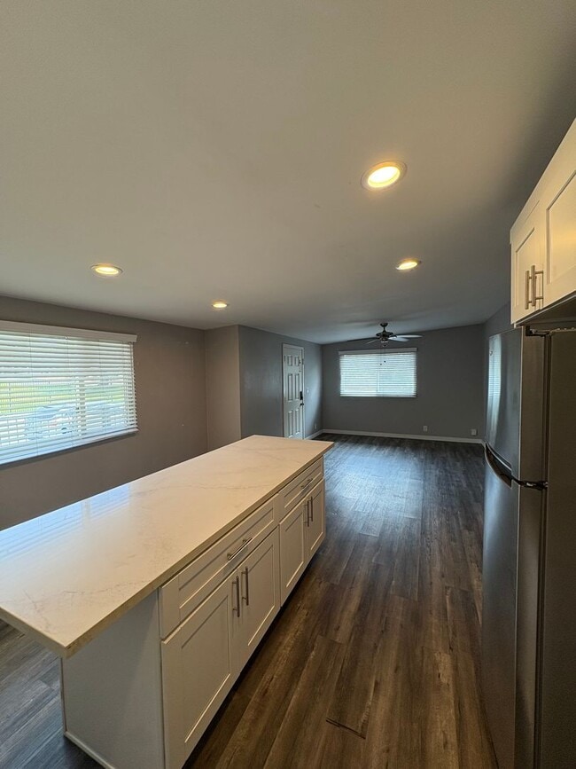 Photo - 4477 Hilltop Dr Unit 1