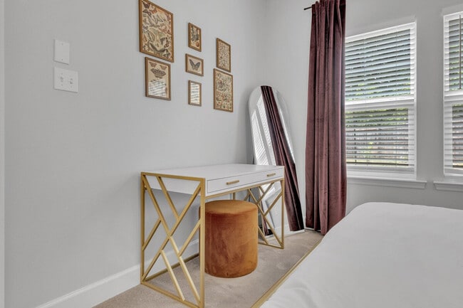 Photo - 1211 Paul Russell Rd Unidad SI ID1511747P