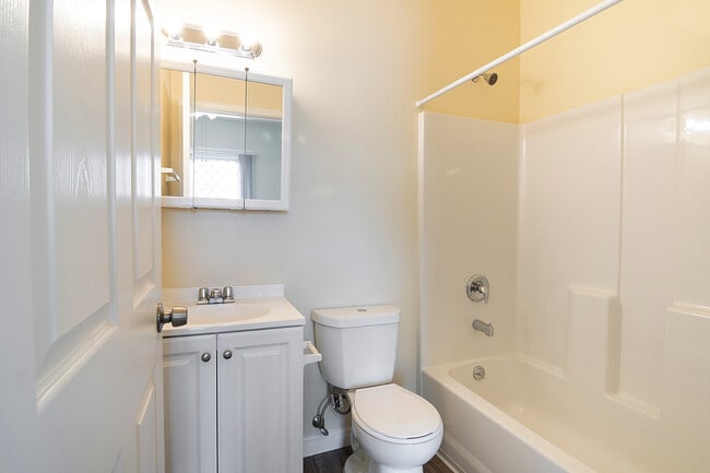 Photo - Burlington House