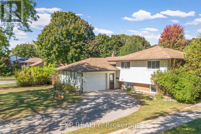 Photo - 1487 Beckworth Ave