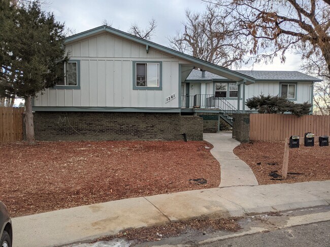 1363 Mobile St Unit 1363