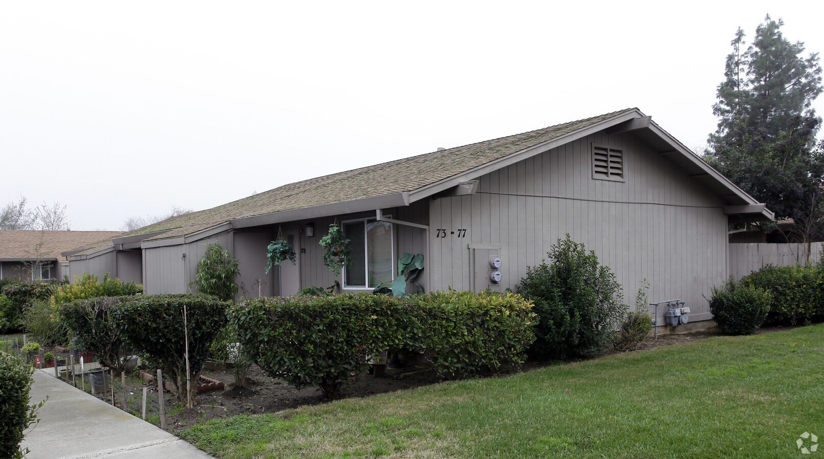 Photo - Summertree Apartments