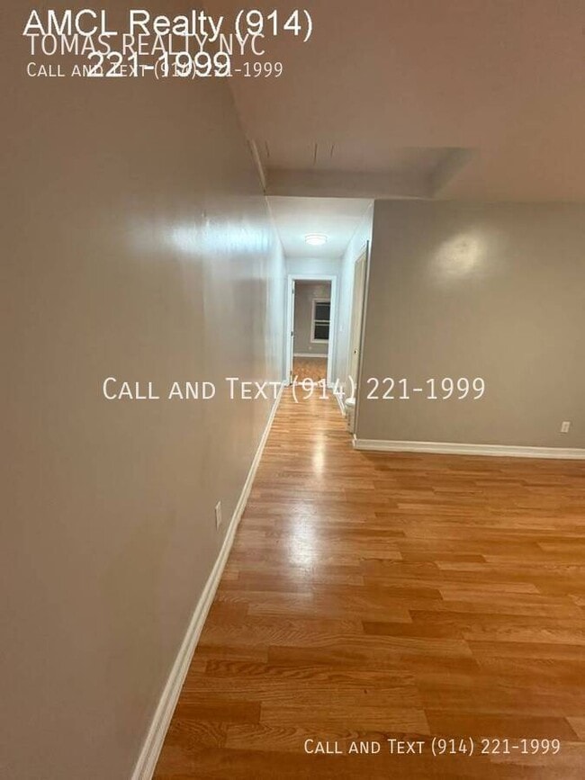 Photo - 107 N High St