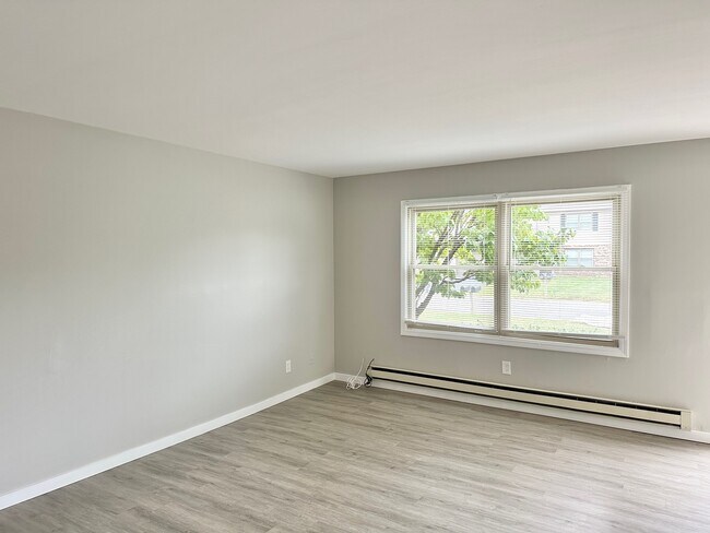 Photo - 2028 Kevin Dr