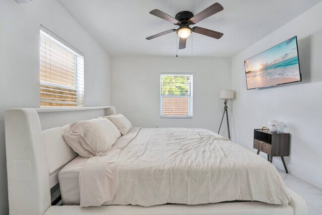 Photo - 1300 Wellington St Unit SI ID1587715P