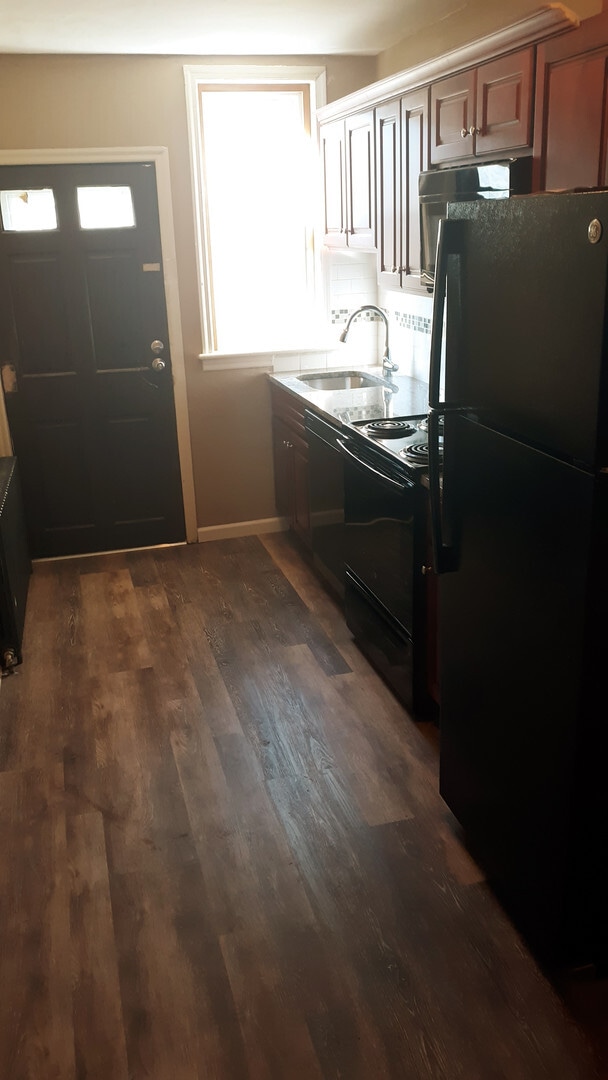 Photo - 228 W 3rd St Unit 1st fl