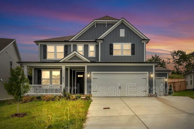 Photo - 911 Heatherfield Ln