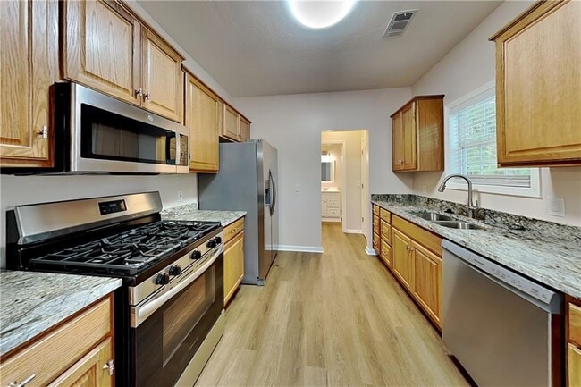 Photo - 125 Omega Ct
