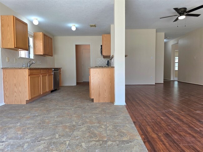 Photo - 16106 Darwood Ct