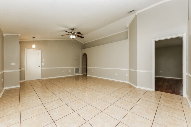 Photo - 6236 Tabogi Trail