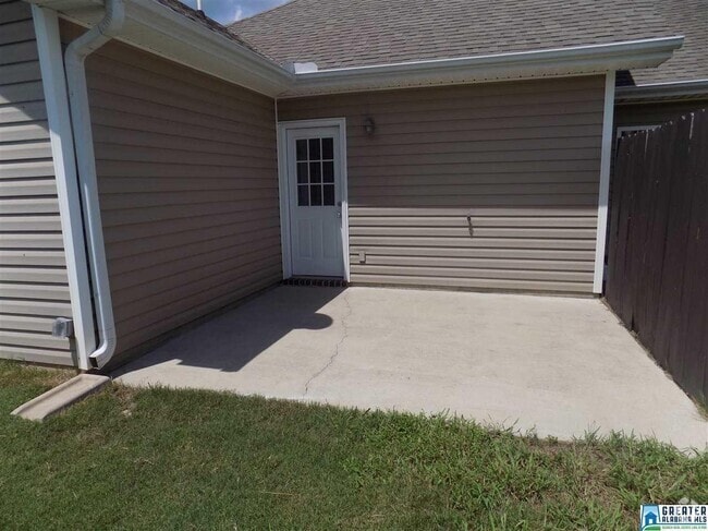 Building Photo - 169 Waterford Lake Dr Rental