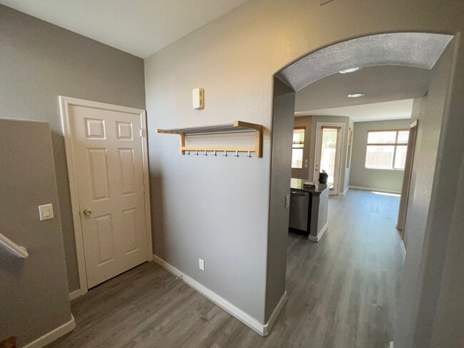 Photo - 1886 E Don Carlos Ave