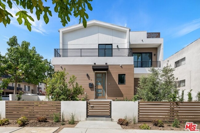 Photo - 1236 N Spaulding Ave