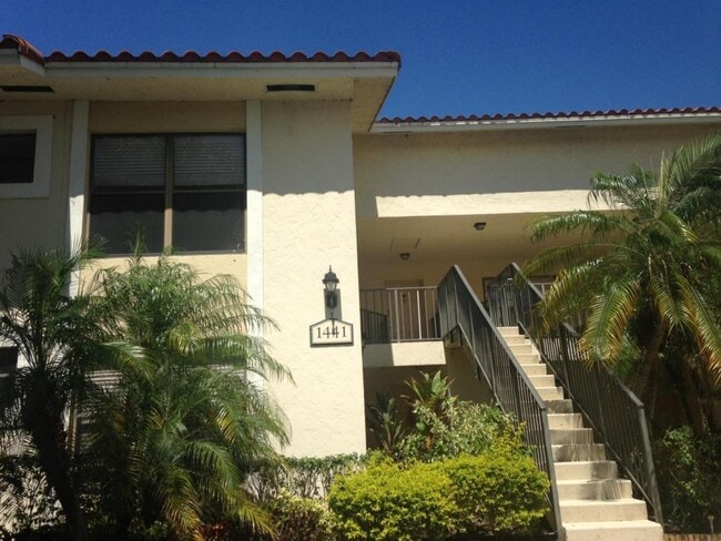 Building Photo - 1441 Windorah Way Unit E Rental