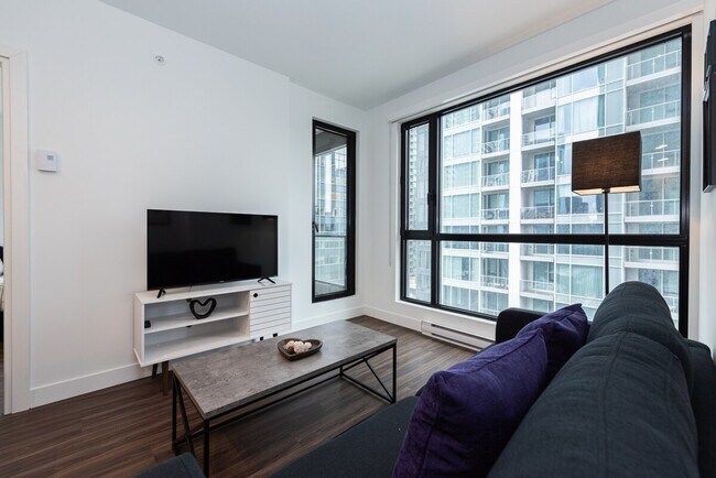 Photo - 4171 Rue de la Montagne Unit ID1261819P