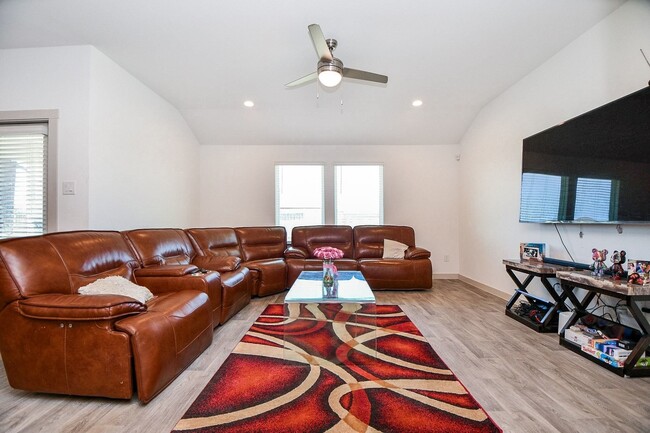 Photo - 8134 Sugar Cane Ln