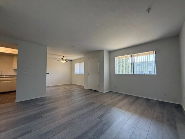 Photo - 14020 Yukon Avenue,