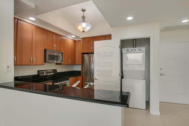 Photo - 801 S Olive Ave Unidad 801