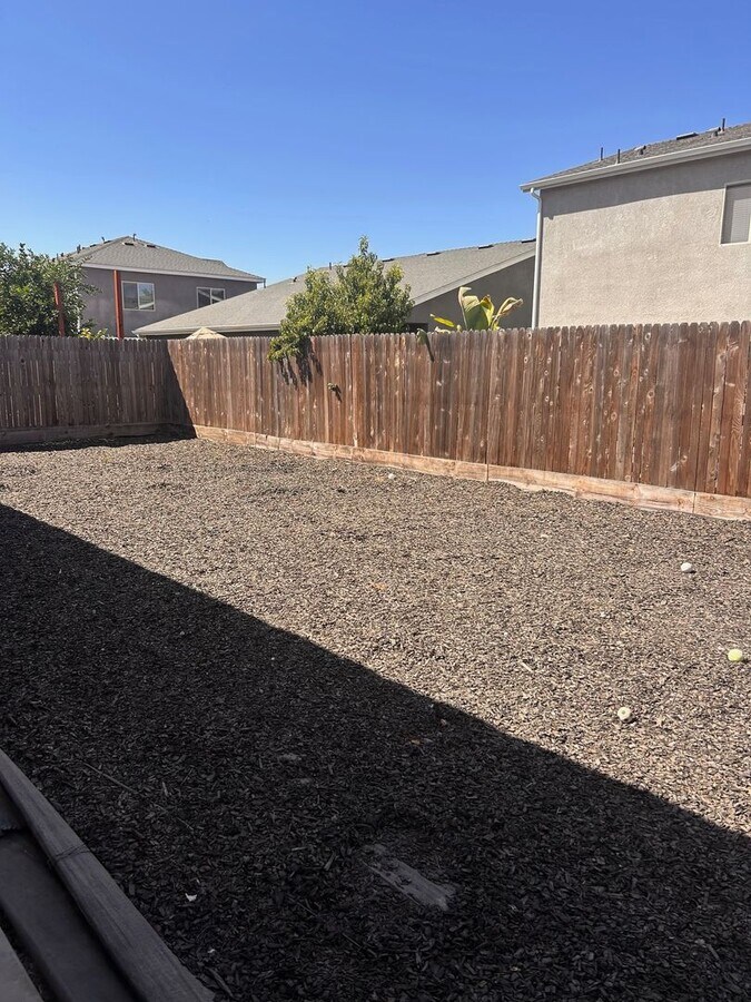 Photo - Nice home for rent in Visalia