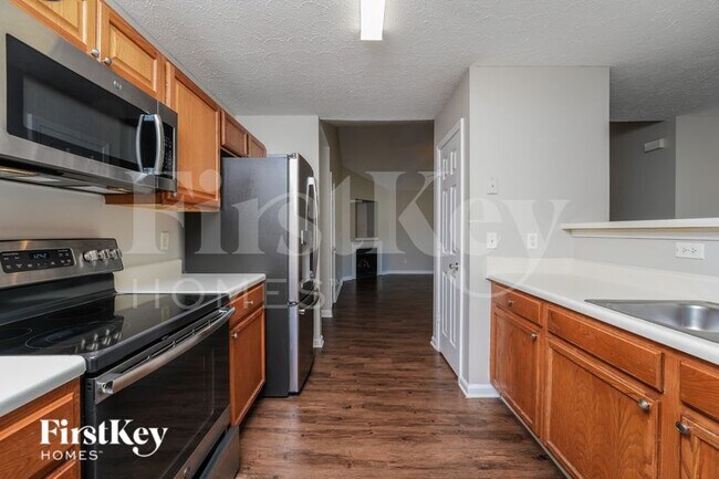 Photo - 526 George Tate Dr