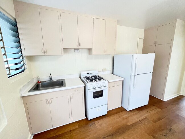 Photo - 1132 Kamaile St Unit D