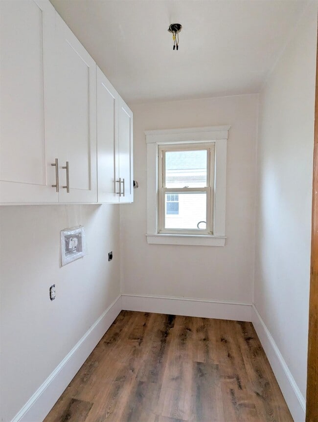 Photo - 35 Trowbridge St Unit 2