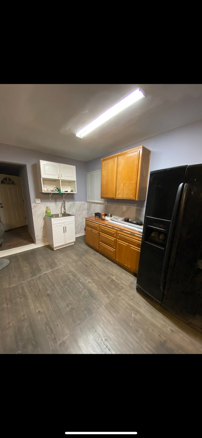 Photo - 2582 Fairmount Ave Unit Studio